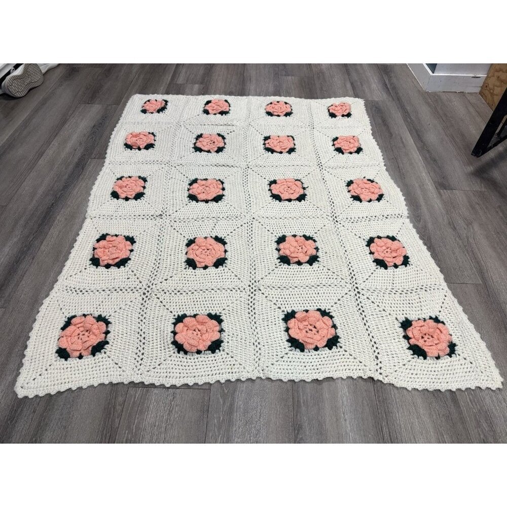 Vtg Crochet 3D Peach Rose Afghan Blanket Grandmacore Decor Granny Chic Throw